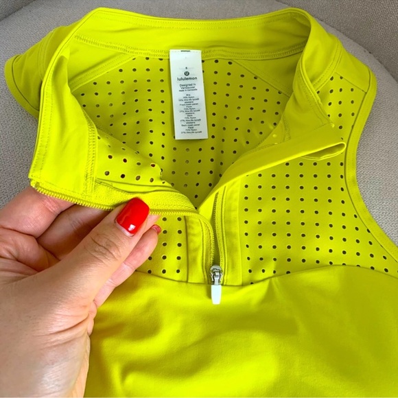 Lululemon Unleash Strength Bra *Medium Support, B/C Cup
Yellow Serpentine - Picture 4 of 7